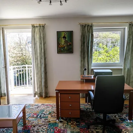 Holiday home Ganzes Haus Mobliert Mu-lerchenau