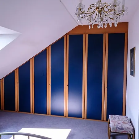 Ganzes Haus Mobliert Mu-lerchenau Holiday home *