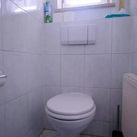 Holiday home Ganzes Haus Mobliert Mu-lerchenau *