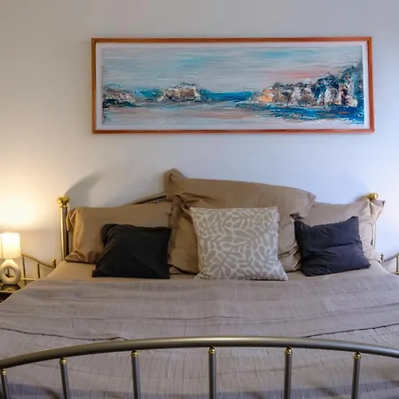 Ganzes Haus Moebliert Mue-lerchenau Holiday home *