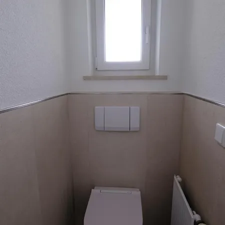 Ganzes Haus Moebliert Mue-lerchenau * Munich