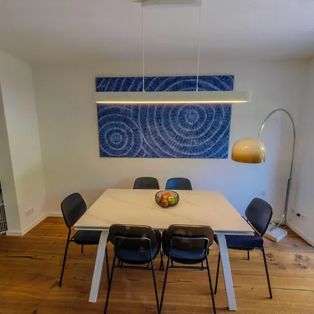 Ganzes Haus Moebliert Mue-lerchenau Holiday home Munich